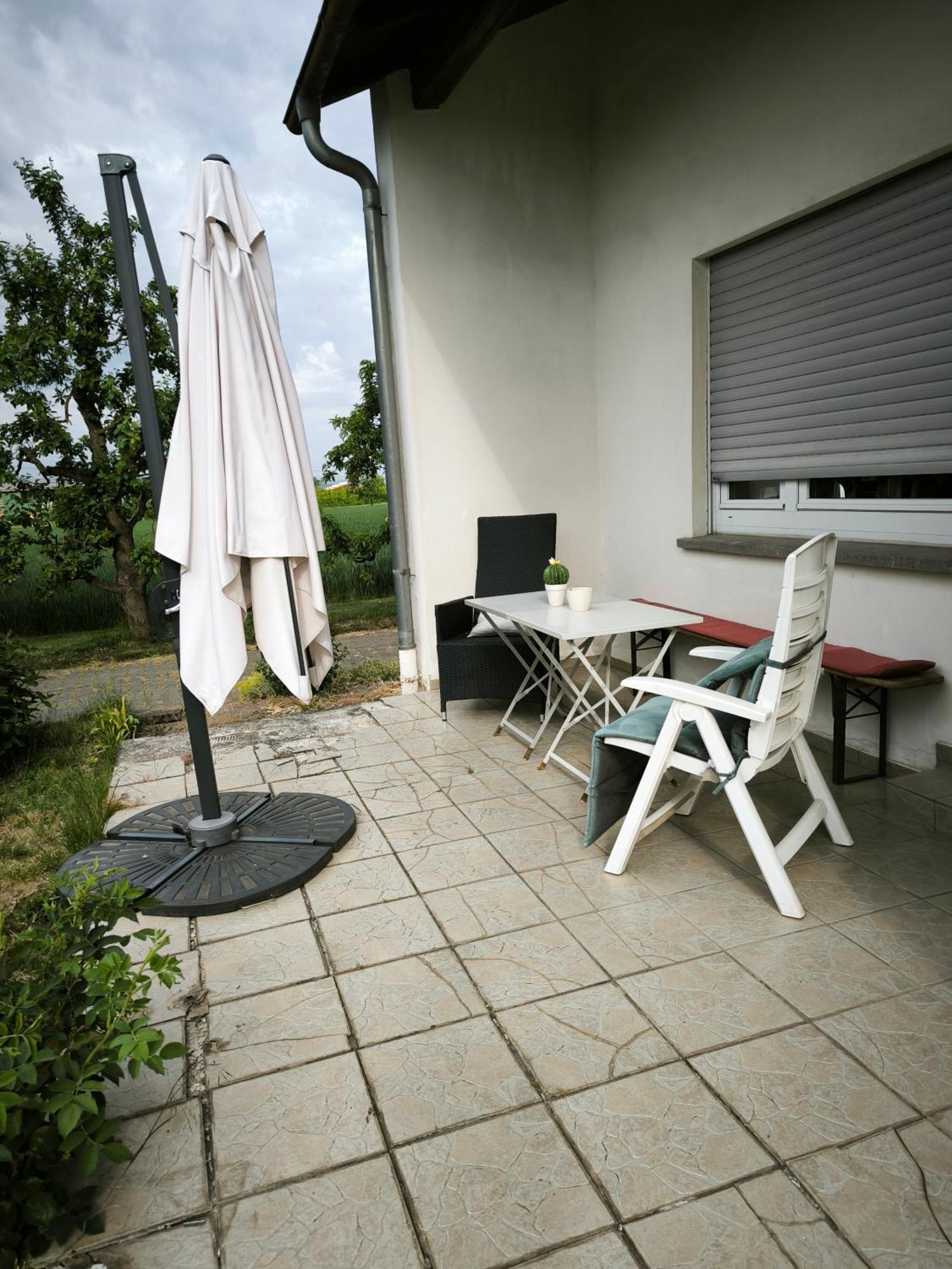 Aussichtsreich Appartement Kirchheim am Neckar Buitenkant foto